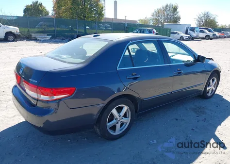 2004 Honda Accord 2.4 Ex z USA, uszkodzony, nr VIN 1HGCM56884A170300